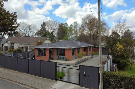 Photo of property in 11 Springfield Road, Milton, 9220