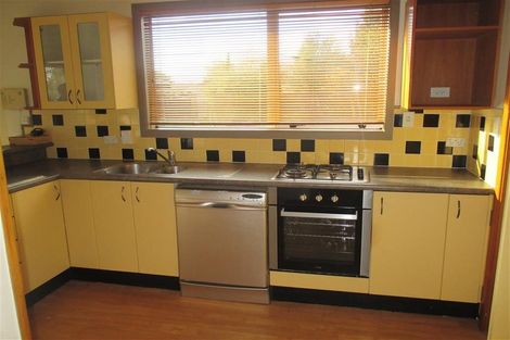 Photo of property in 61 Charnwood Crescent, Bishopdale, Christchurch, 8051