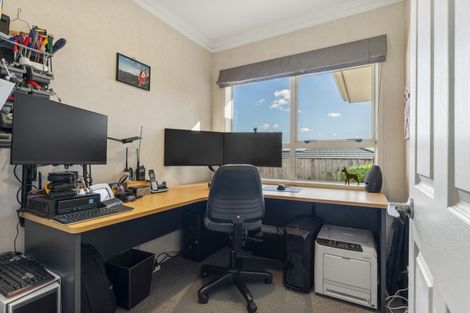 Photo of property in 36 Waterside Drive, Pyes Pa, Tauranga, 3112