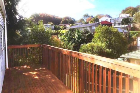 Photo of property in 63 Peach Road, Glenfield, Auckland, 0629