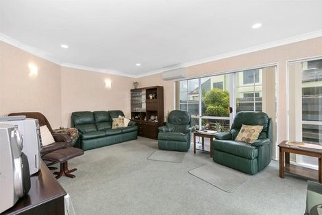 Photo of property in 23a Sunbrae Grove, Mount Maunganui, 3116