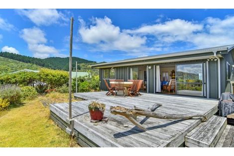 Photo of property in 38 Cordyline Road, Port Waikato, Tuakau, 2695