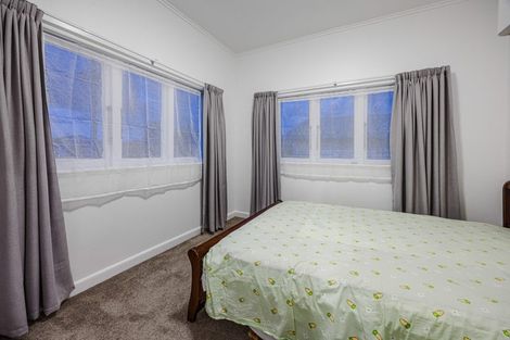 Photo of property in 1/5 Akehurst Avenue, New Lynn, Auckland, 0600