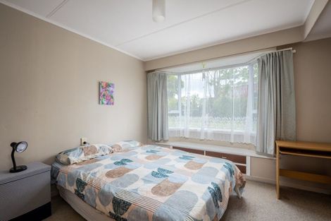 Photo of property in 5 Oranga Street, Marfell, New Plymouth, 4310