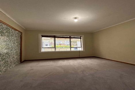 Photo of property in 58 Taikata Road, Te Atatu Peninsula, Auckland, 0610