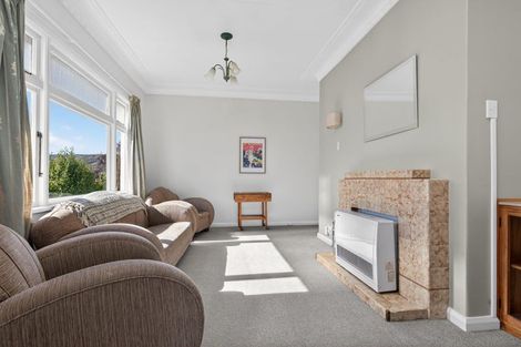 Photo of property in 34 Branxholm Street, Roxburgh, 9500