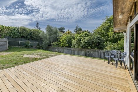 Photo of property in 10 Toroa Road, Otaihanga, Paraparaumu, 5036