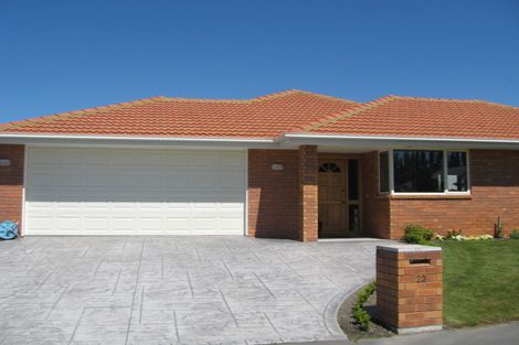 Photo of property in 23 Woodhurst Drive, Casebrook, Christchurch, 8051