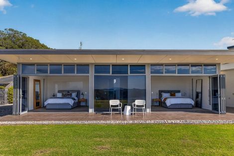 Photo of property in 83 Jervis Road, Waiwera, Orewa, 0994