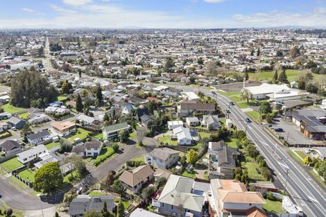 Photo of property in 100 Tuhikaramea Road, Dinsdale, Hamilton, 3204