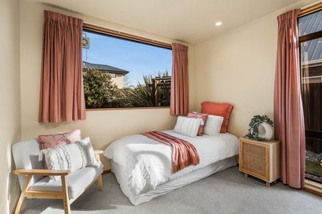 Photo of property in 19 Althorp Place, Avonhead, Christchurch, 8042