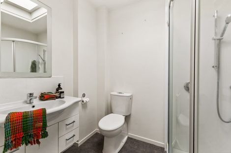 Photo of property in 9/72 Kitchener Road, Milford, Auckland, 0620