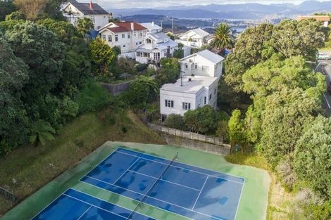 Photo of property in 4 Vennell Street, Brooklyn, Wellington, 6021