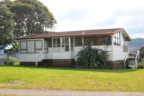 Photo of property in 402 Onemana Drive, Onemana, Whangamata, 3691