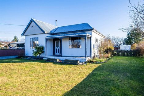 Photo of property in 3 Mckenzie Street, Fairlie, 7925
