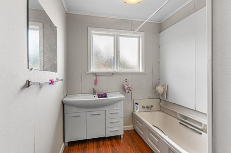 Photo of property in 17 Wyn Street, Hoon Hay, Christchurch, 8025
