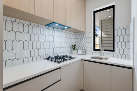 Photo of property in 12 Noble Lane, Pokeno, 2402