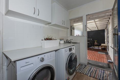 Photo of property in 132 George Street, Hikurangi, 0114