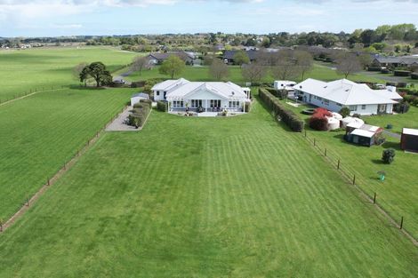 Photo of property in 21 Pinot Crescent, Ohau, Levin, 5570