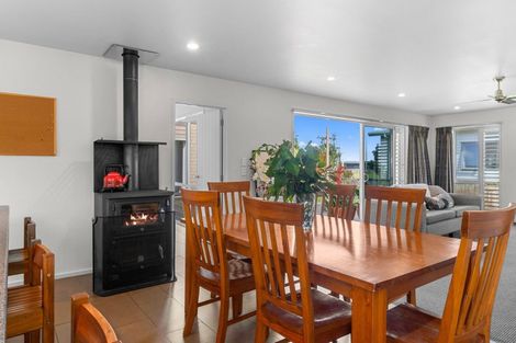 Photo of property in 1 Tua Tua Place, Baylys Beach, Dargaville, 0377