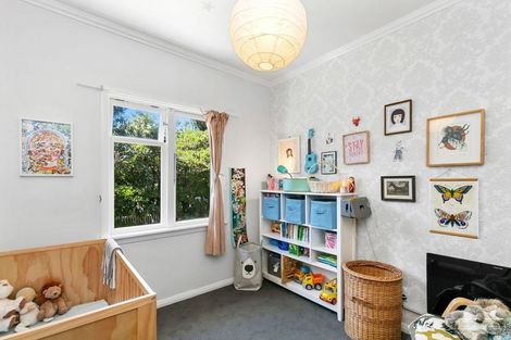 Photo of property in 46 Whanake Street, Titahi Bay, Porirua, 5022