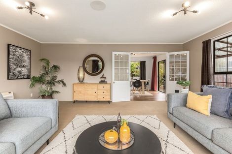 Photo of property in 2 James Cook Drive, Whitby, Porirua, 5024