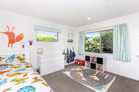 Photo of property in 67 Karamea Street, Whalers Gate, New Plymouth, 4310