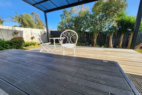 Photo of property in 42a Premier Avenue, Point Chevalier, Auckland, 1022