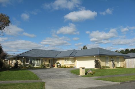 Photo of property in 11 Tainui Street, Levin, 5510
