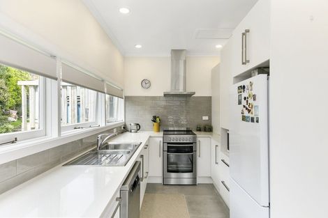 Photo of property in 95b Warwick Street, Wilton, Wellington, 6012