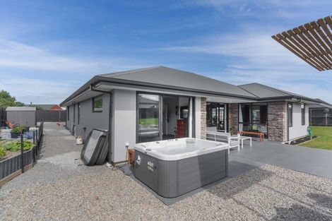 Photo of property in 5 Power Place, Rolleston, 7615