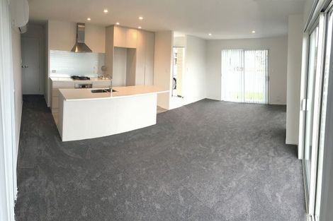 Photo of property in 13 Rere Close, Takanini, 2112