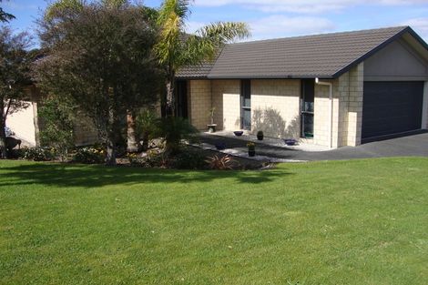 Photo of property in 28 Halyard Loop, Haruru, 0204