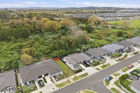 Photo of property in 31 Harore Road, Takanini, 2112