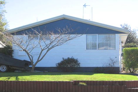 Photo of property in 10 Matipo Crescent, Pukete, Hamilton, 3200