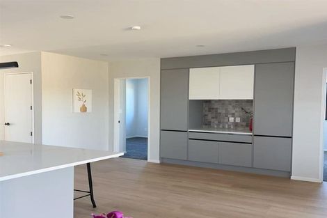 Photo of property in 29 Kaapehu Street, Karaka, 2578