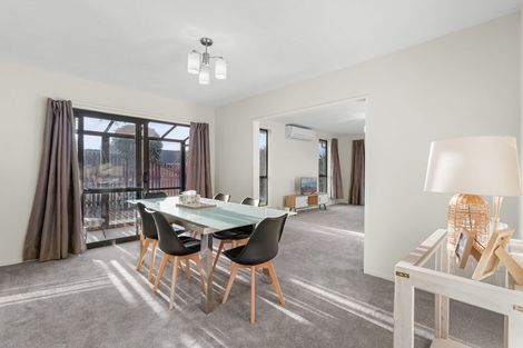 Photo of property in 2 Rubens Place, Burnside, Christchurch, 8053