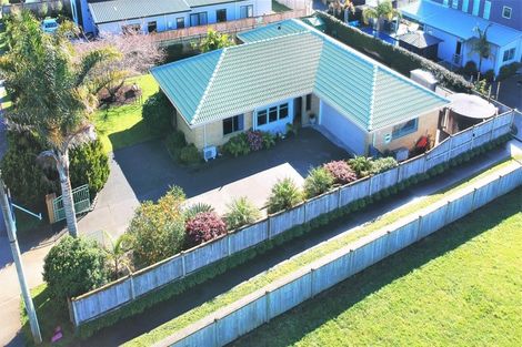 Photo of property in 65 Tapu Road, Huapai, Kumeu, 0810