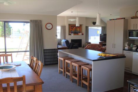 Photo of property in 46 Rhoboro Road, Twizel, 7901