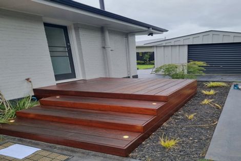 Photo of property in 117 Blighs Road, Strowan, Christchurch, 8052