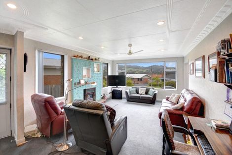 Photo of property in 35 Kennedy Road, Fairfield, Dunedin, 9018