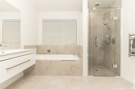 Photo of property in 52 Mccormacks Bay Road, Mount Pleasant, Christchurch, 8081