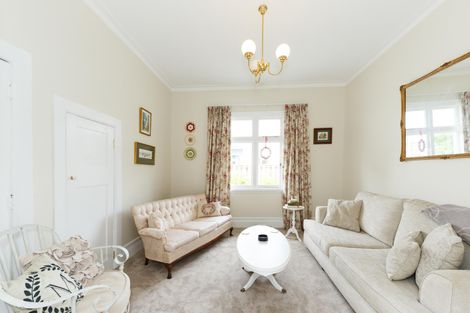 Photo of property in 12 Moerangi Street, West End, Palmerston North, 4410