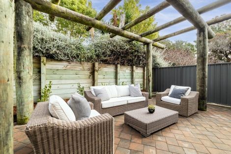 Photo of property in 5b Te Mata Peak Road, Havelock North, 4130