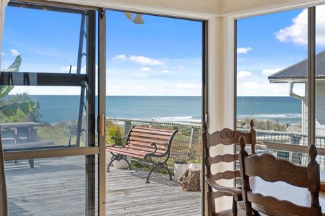 Photo of property in 563 Pukehina Parade, Pukehina, Te Puke, 3189