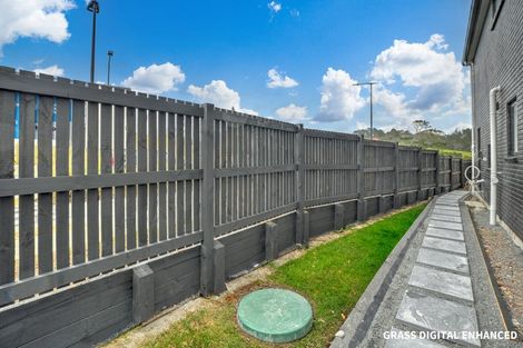 Photo of property in 37 Horokaka Street, Massey, 0614