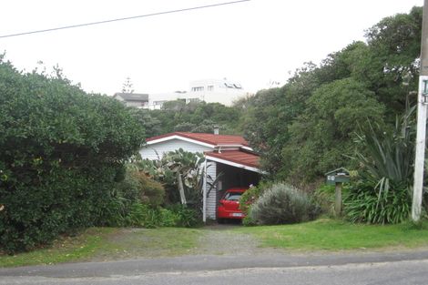 Photo of property in 11 Kainui Road, Raumati South, Paraparaumu, 5032