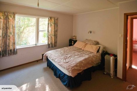 Photo of property in 30a Collier Avenue, Karori, Wellington, 6012
