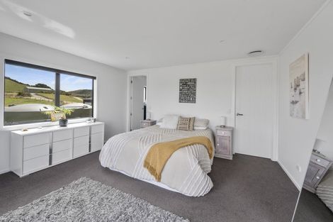 Photo of property in 49 Seafield Road, Eskdale, Napier, 4182