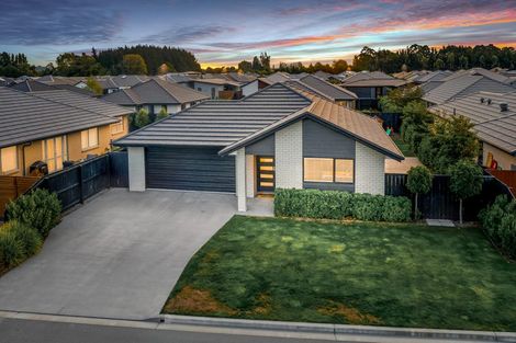 Photo of property in 8 Merino Street, Marshland, Christchurch, 8083